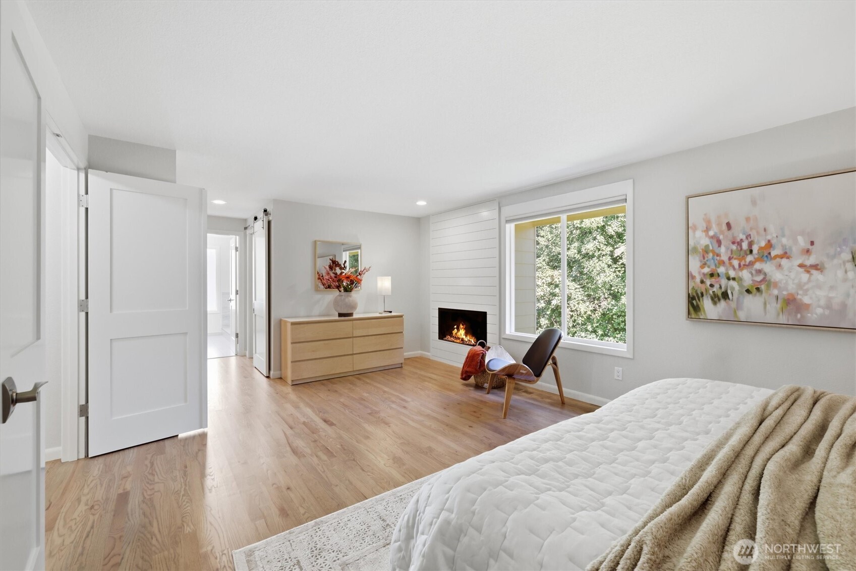 property viewer photo 19