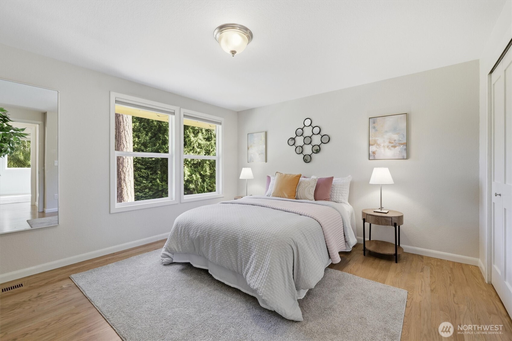 property viewer photo 25