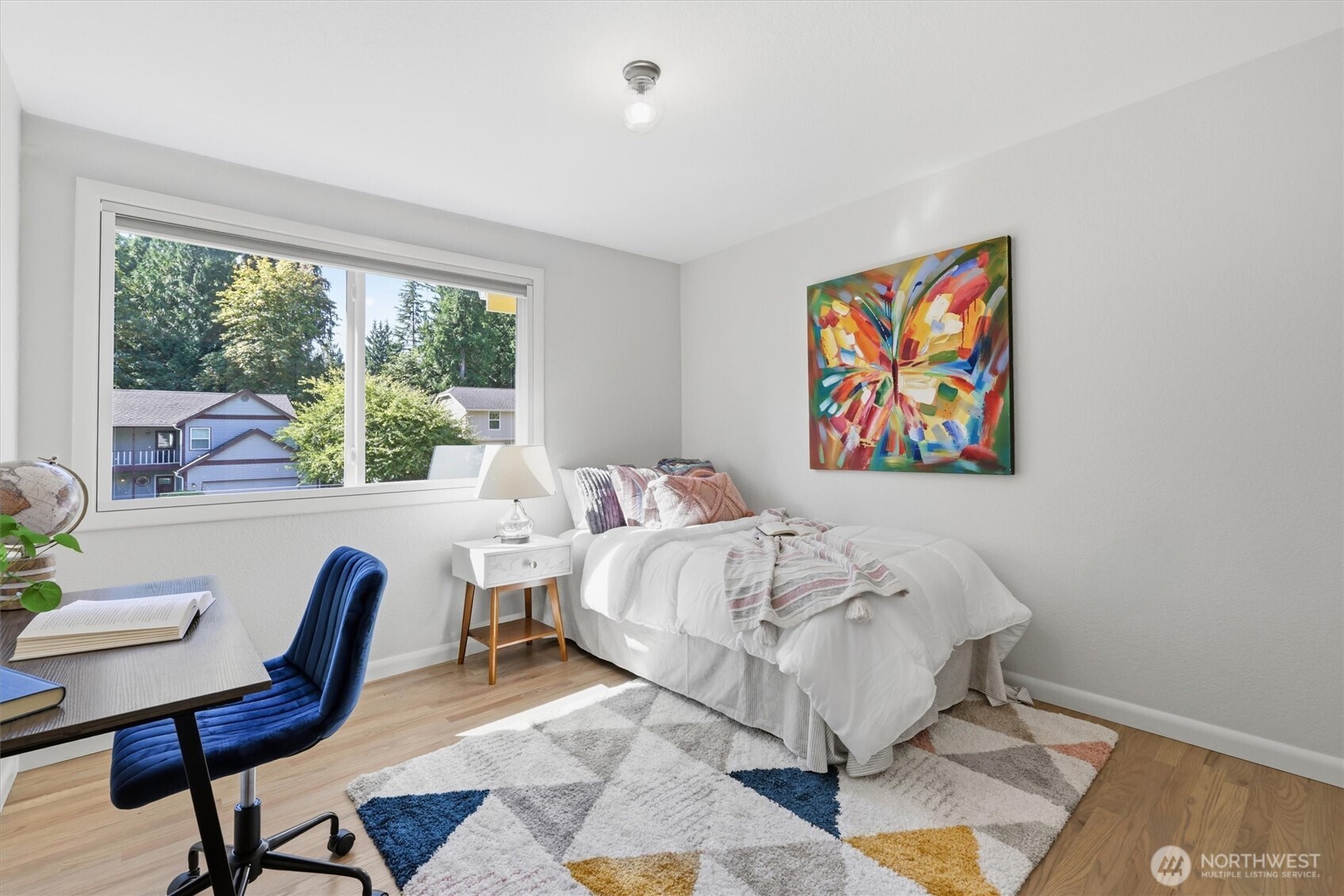 property viewer photo 27