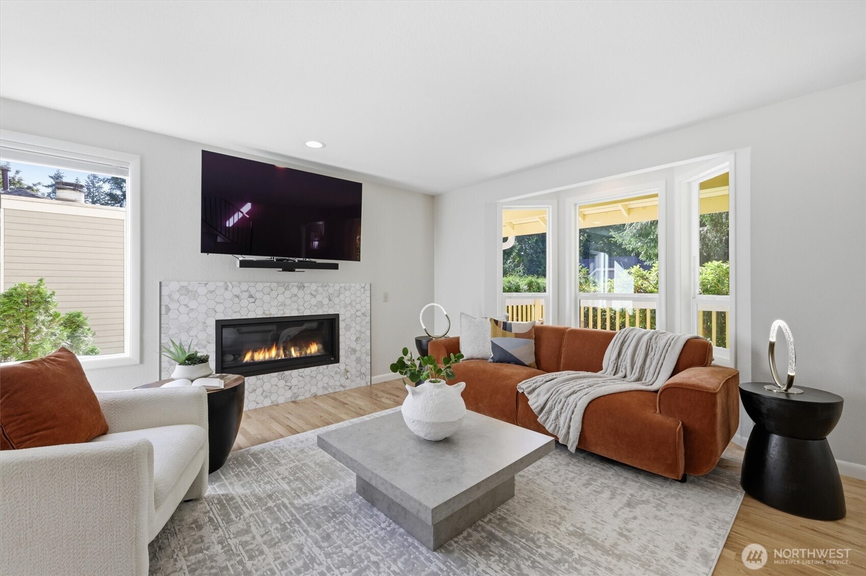 property viewer photo 4