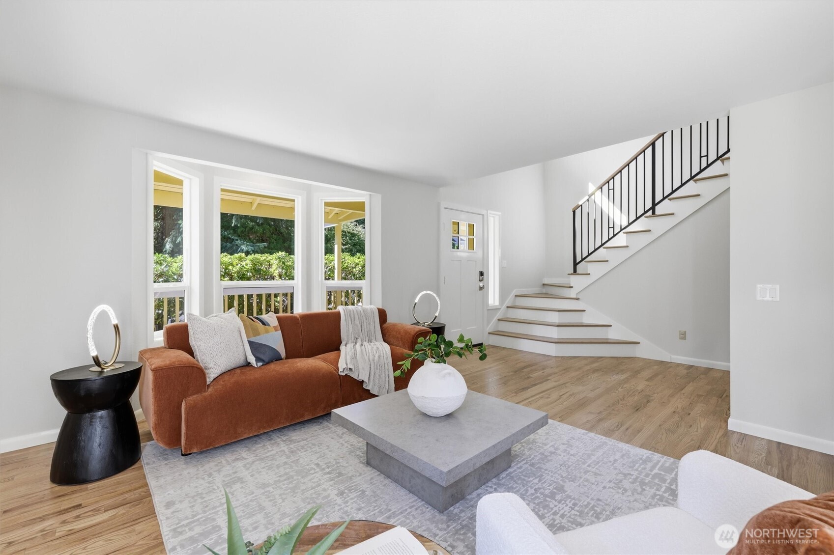 property viewer photo 5