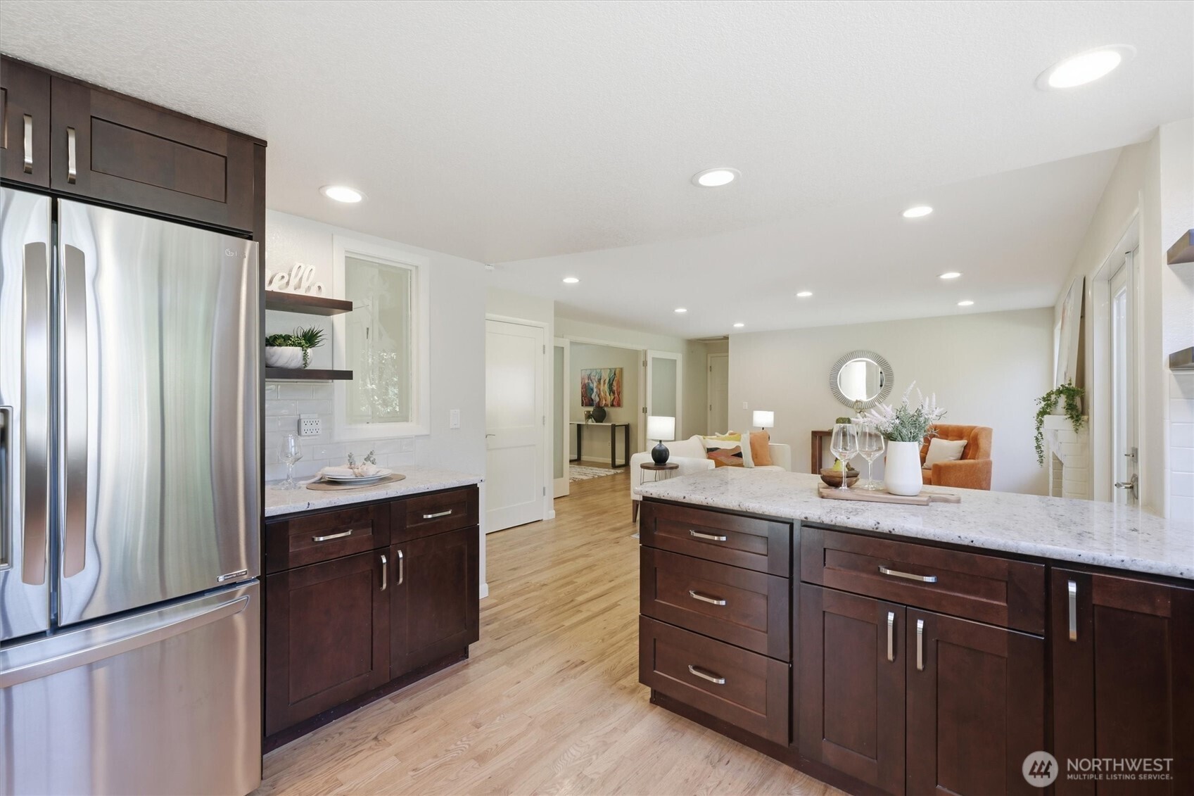 property viewer photo 9