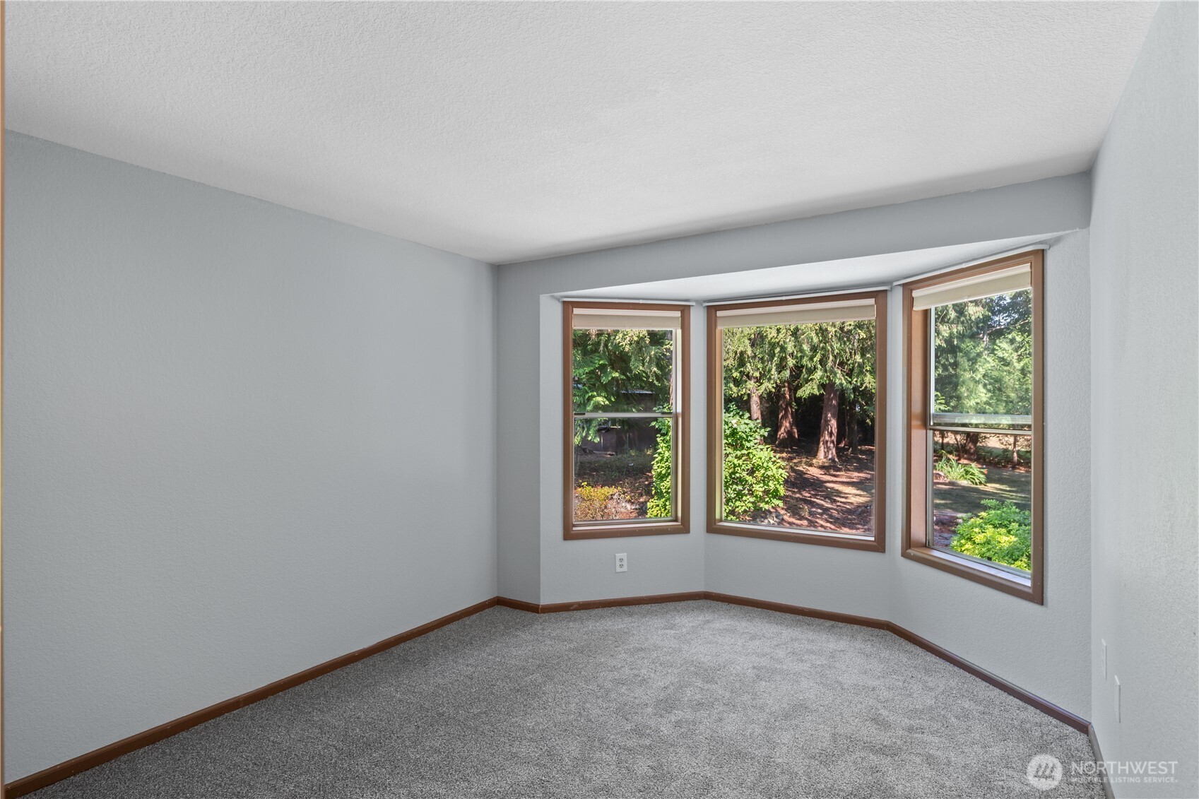 property viewer photo 20