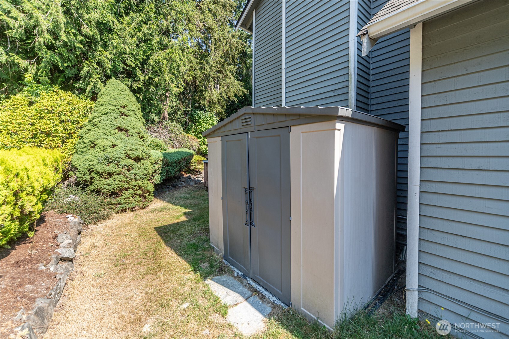 property viewer photo 35