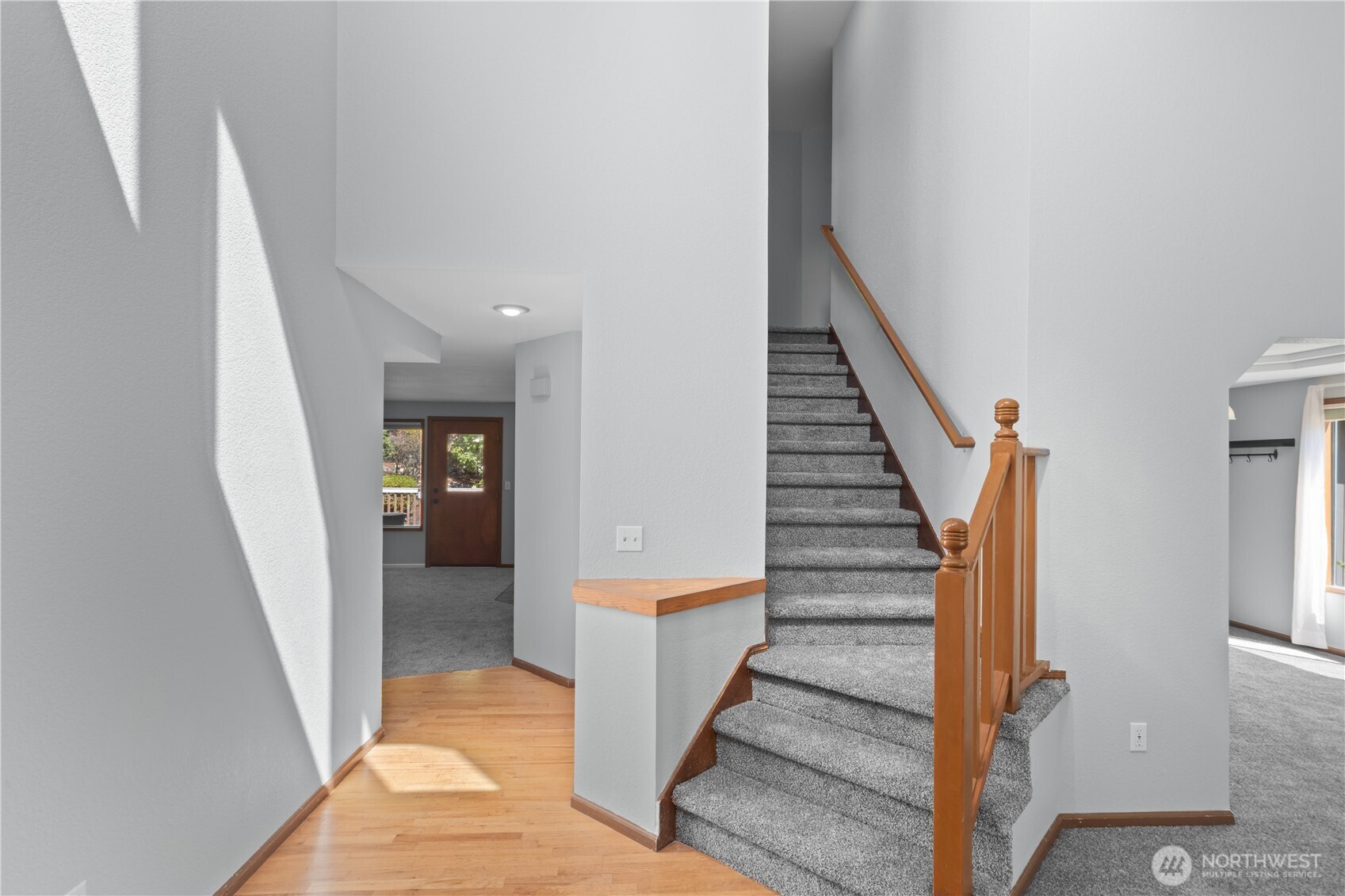 property viewer photo 5