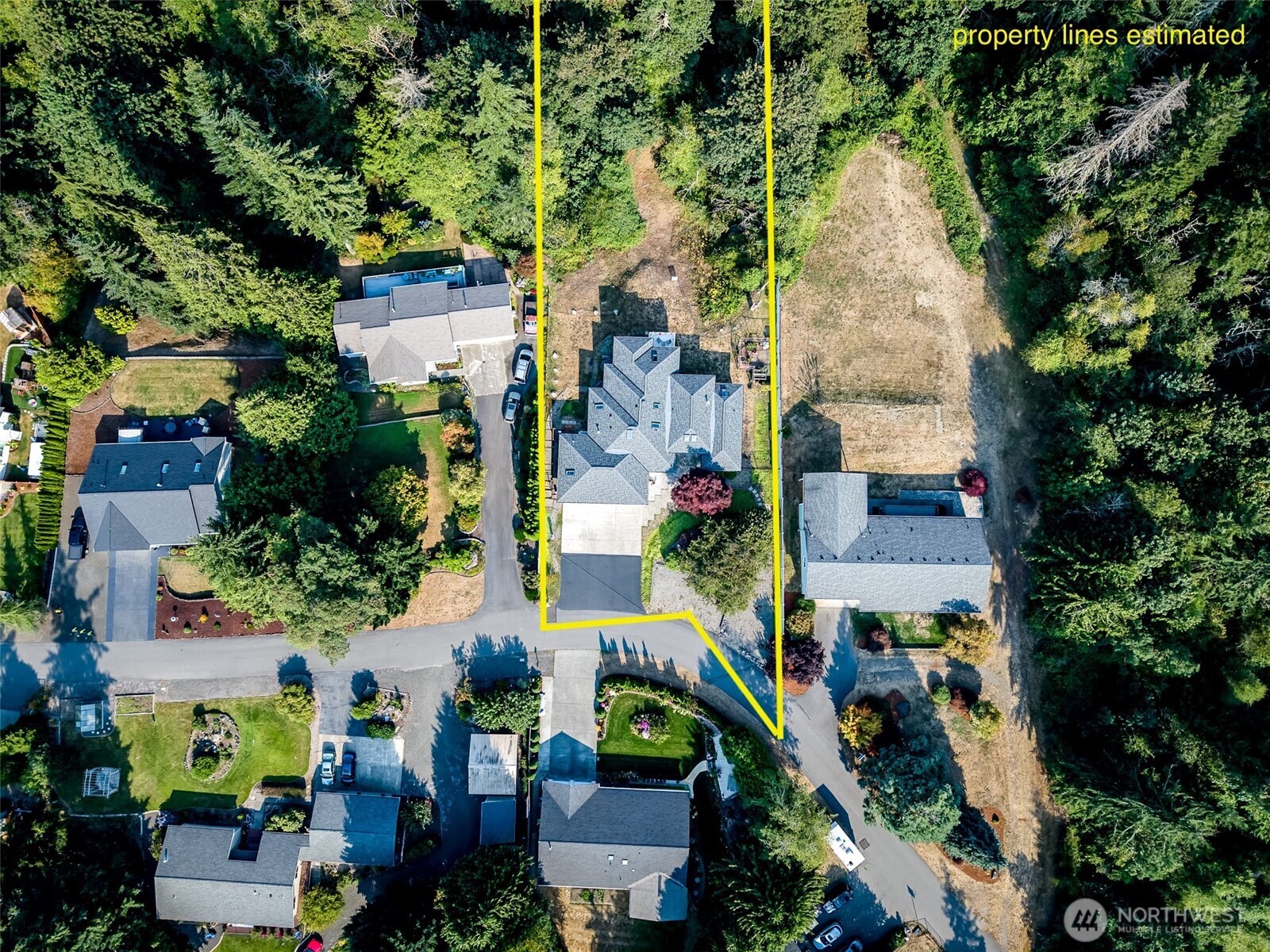 main property photo 32