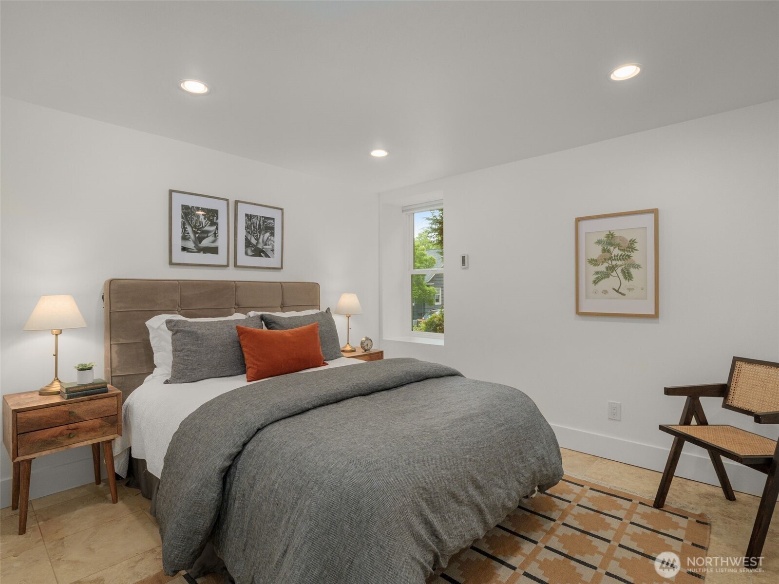 property viewer photo 30