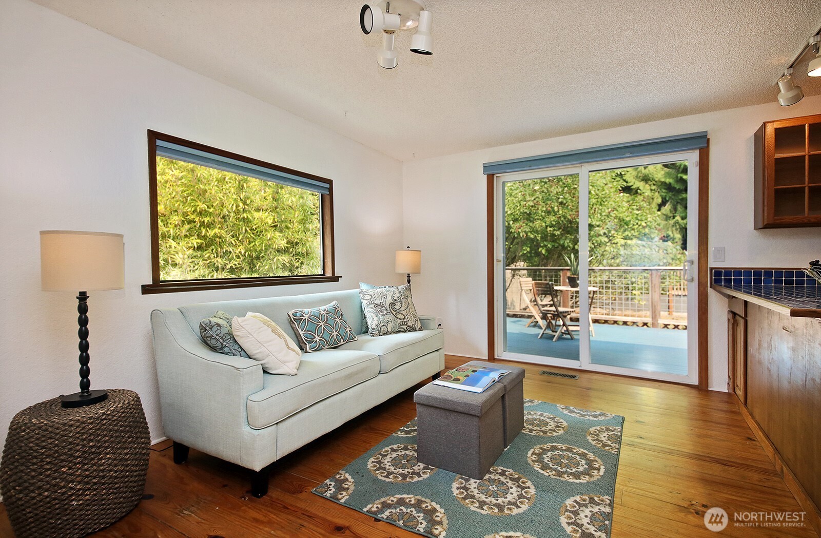 property viewer photo 12