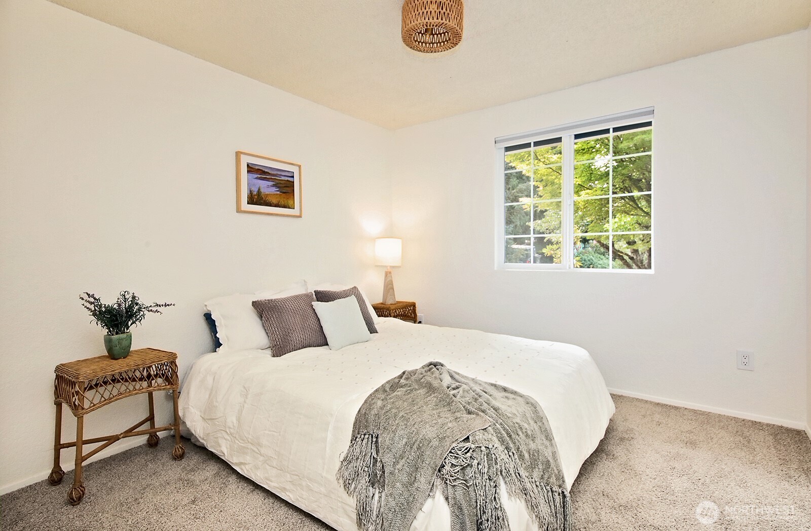 property viewer photo 16