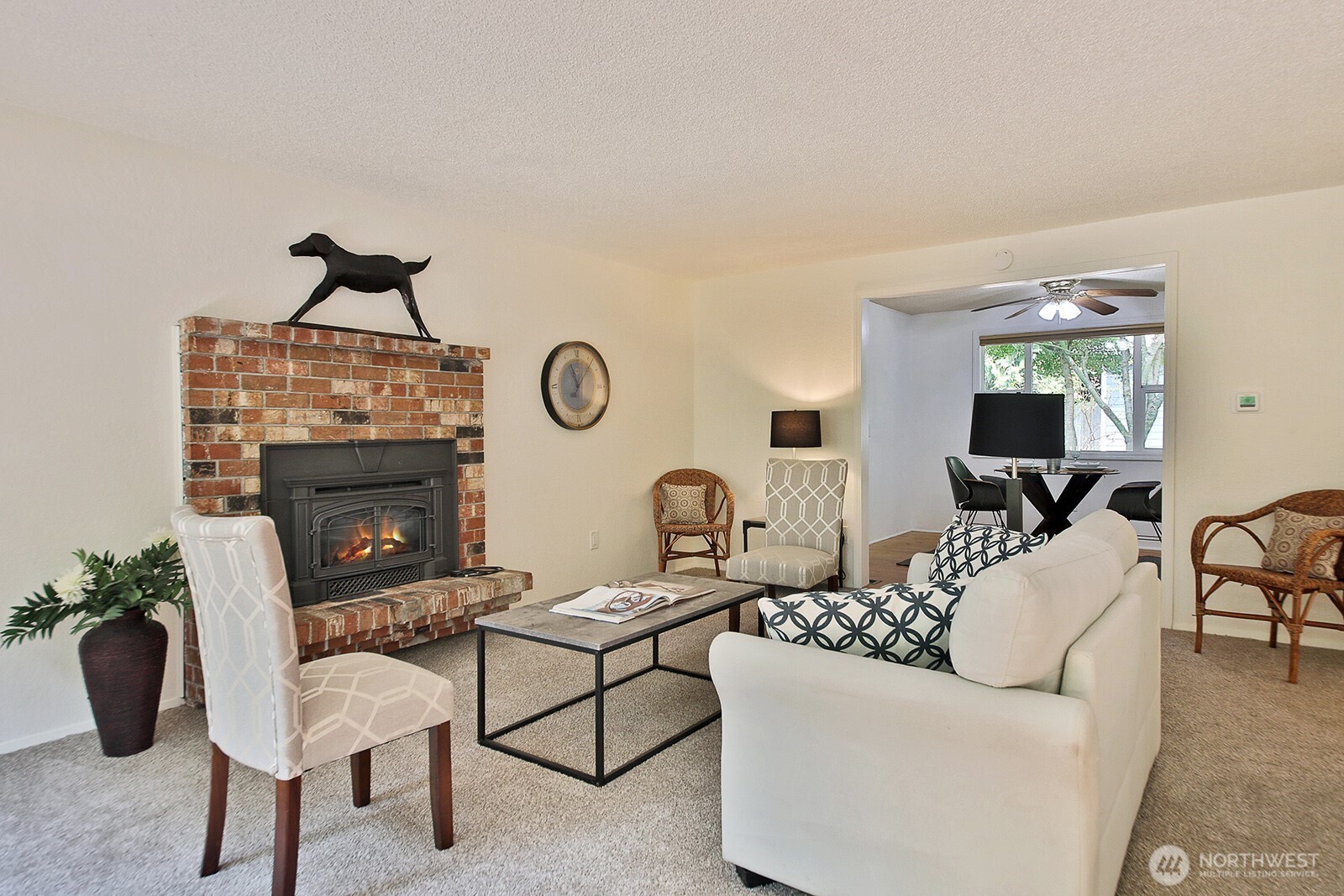 property viewer photo 2