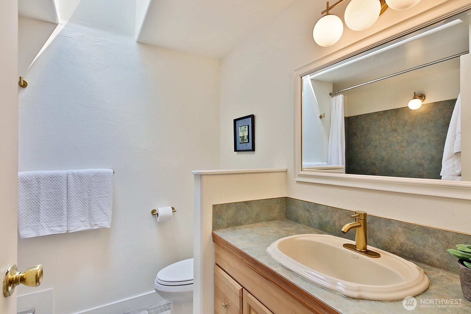 property viewer photo 20