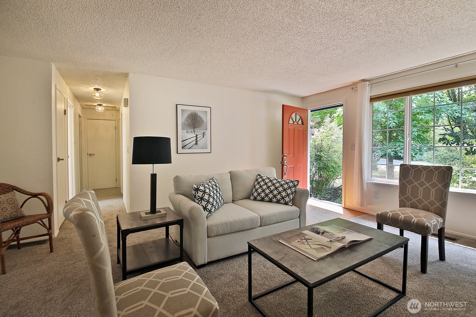 property viewer photo 3