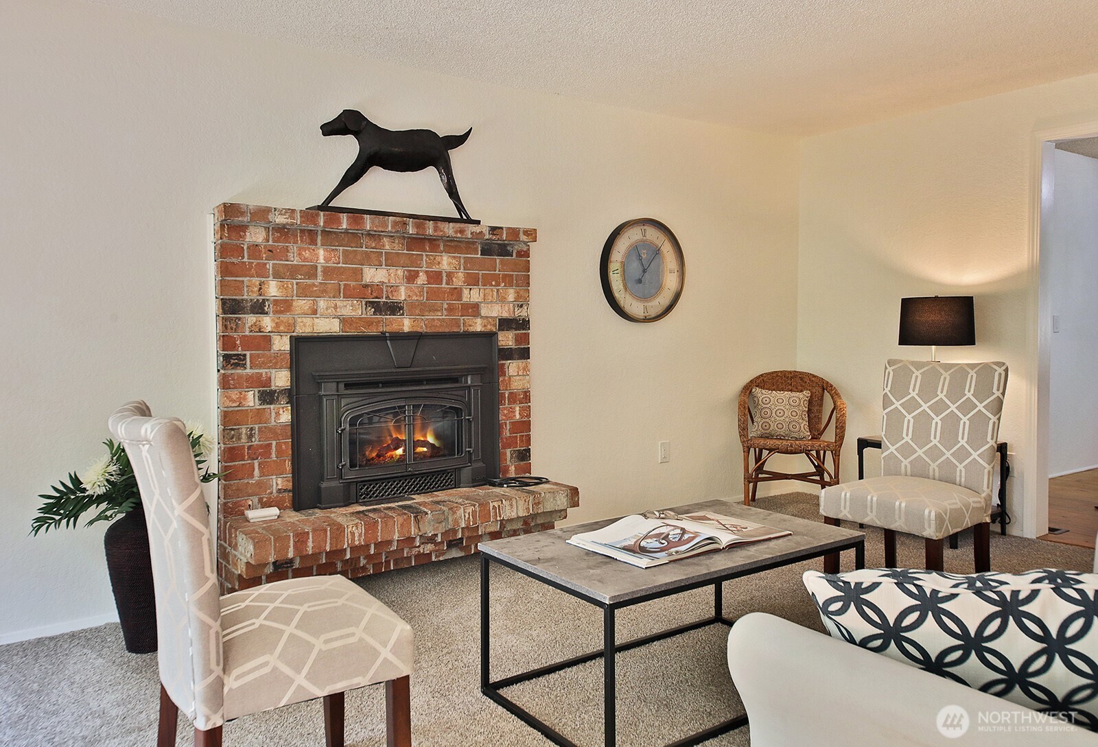 property viewer photo 4