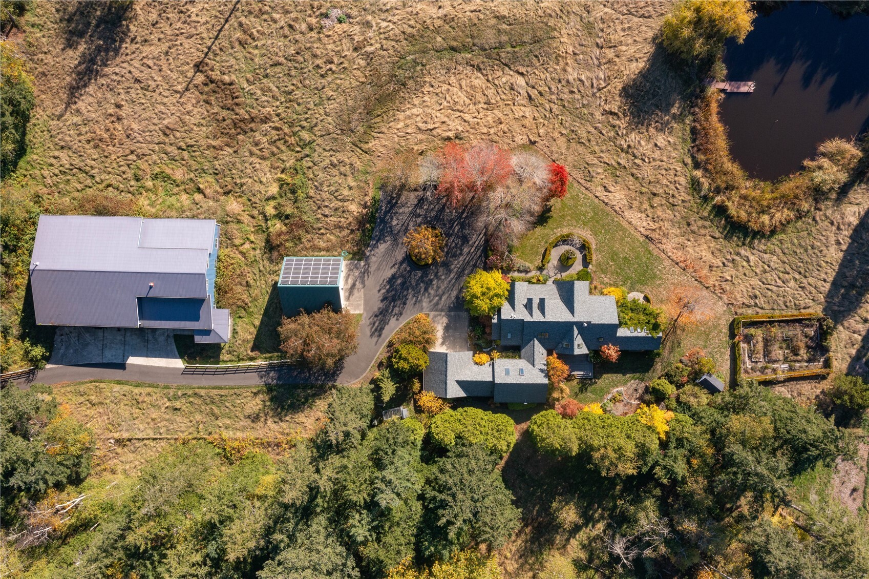 main property photo 38