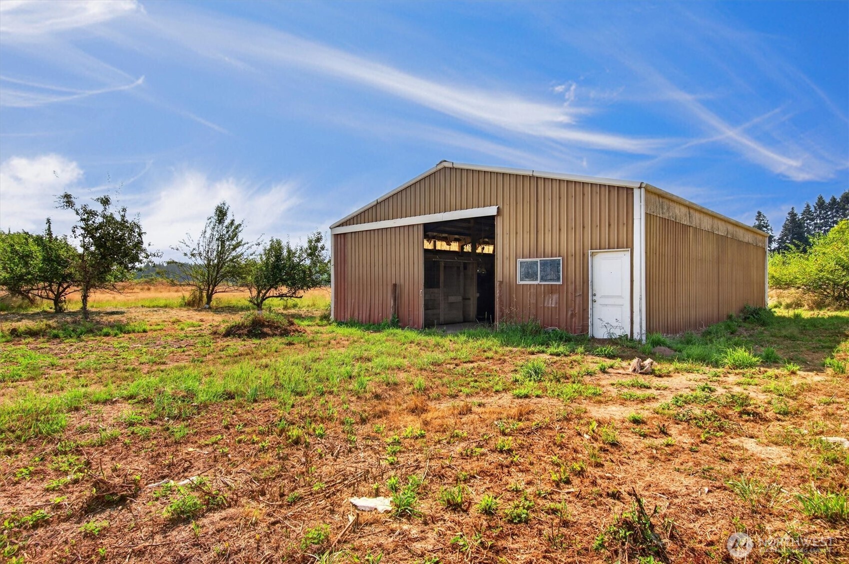 main property photo 38