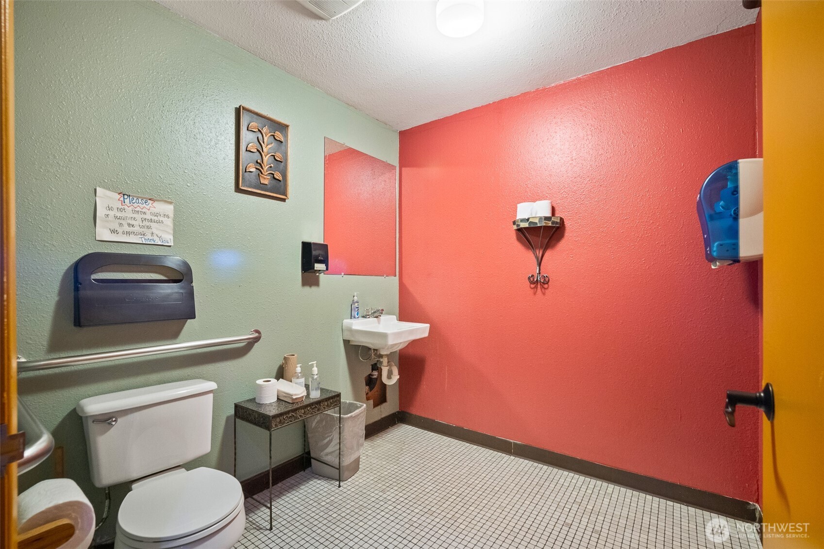 main property photo 21