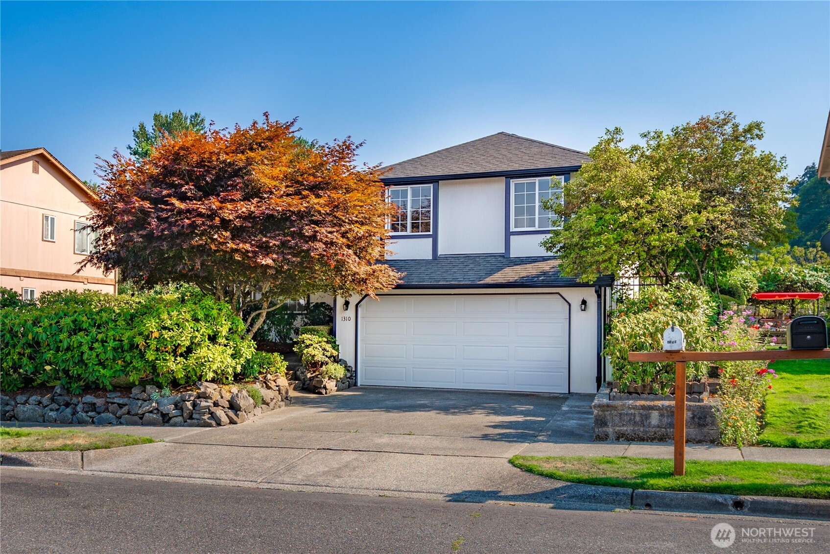 main property photo 0