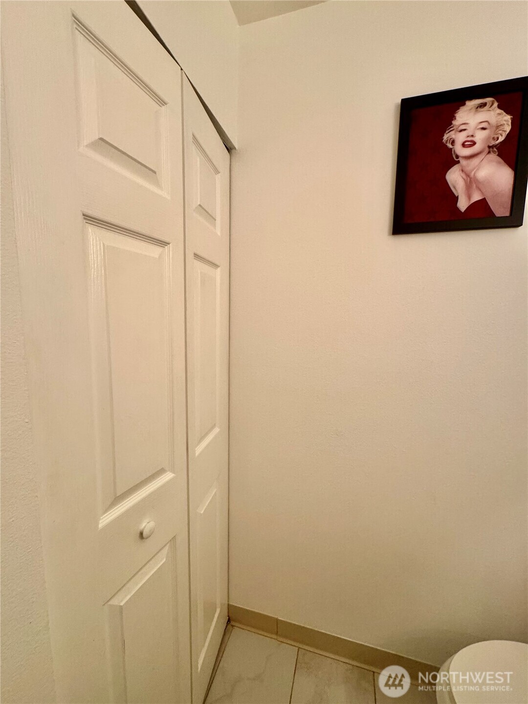 property viewer photo 10