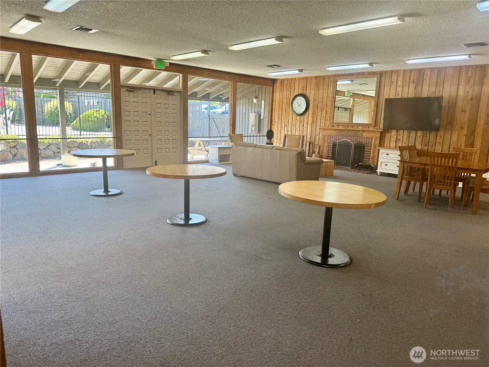 property viewer photo 20
