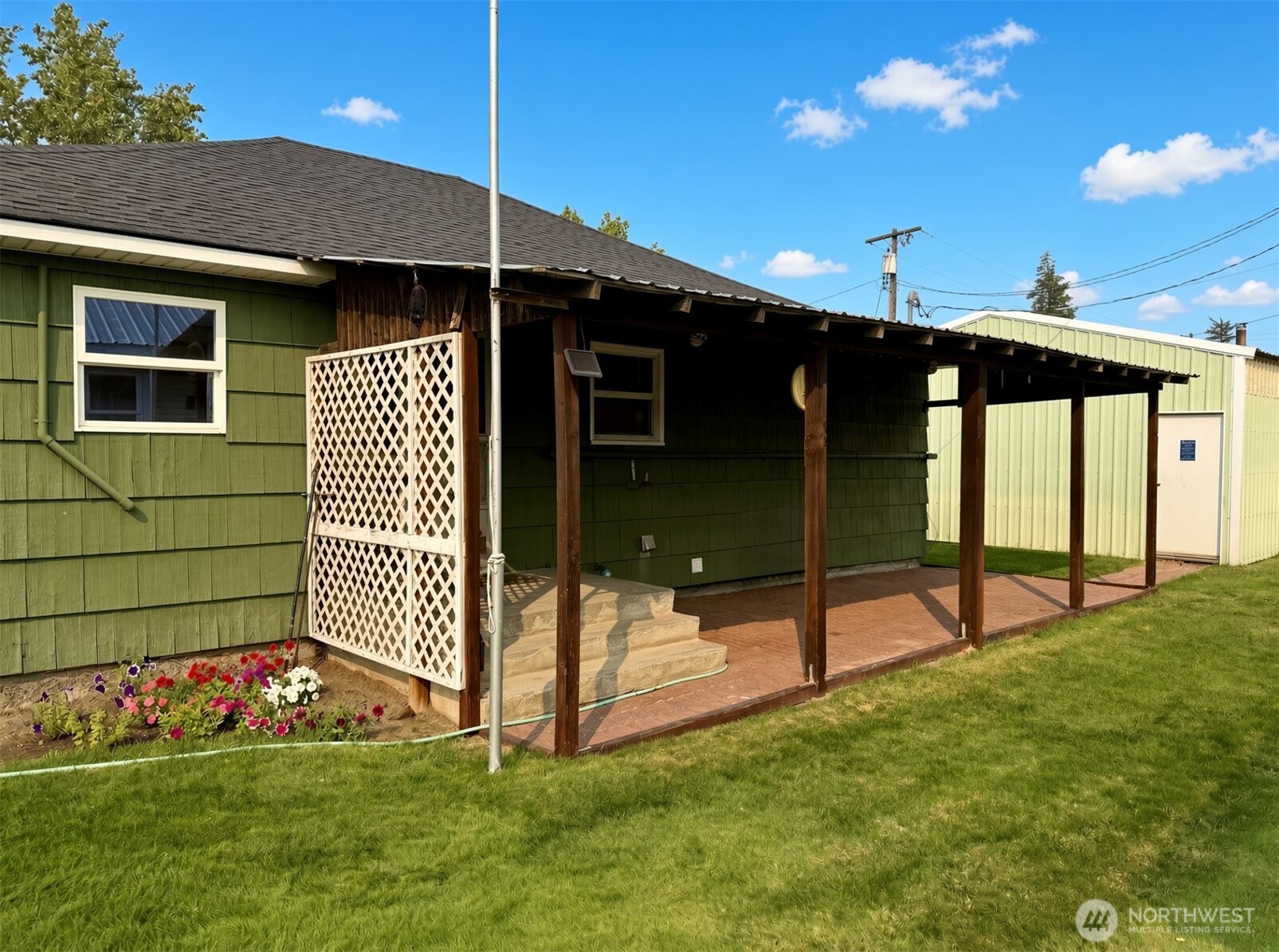 main property photo 32