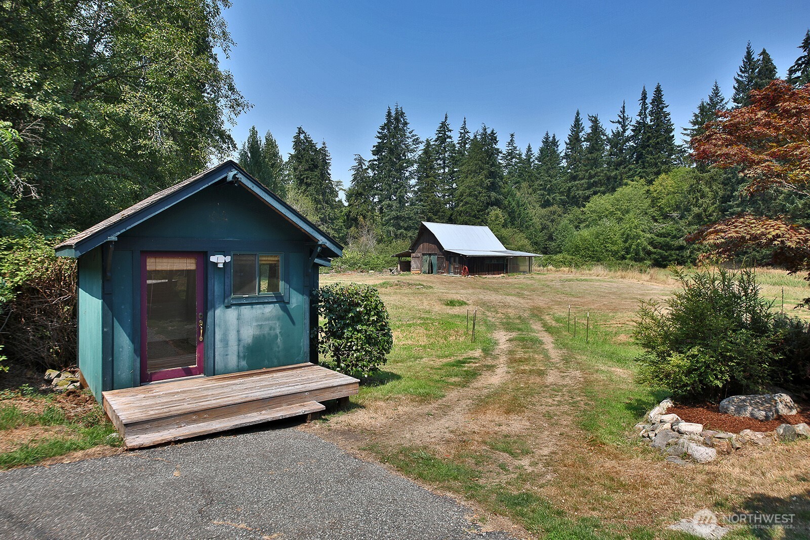 main property photo 31
