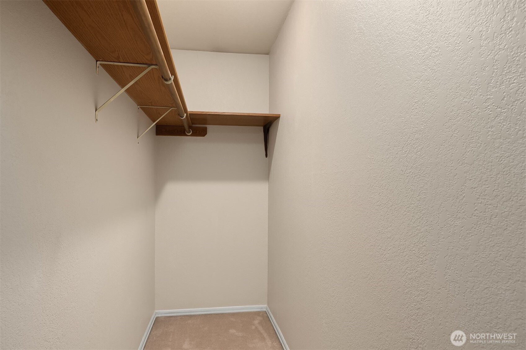 property viewer photo 22