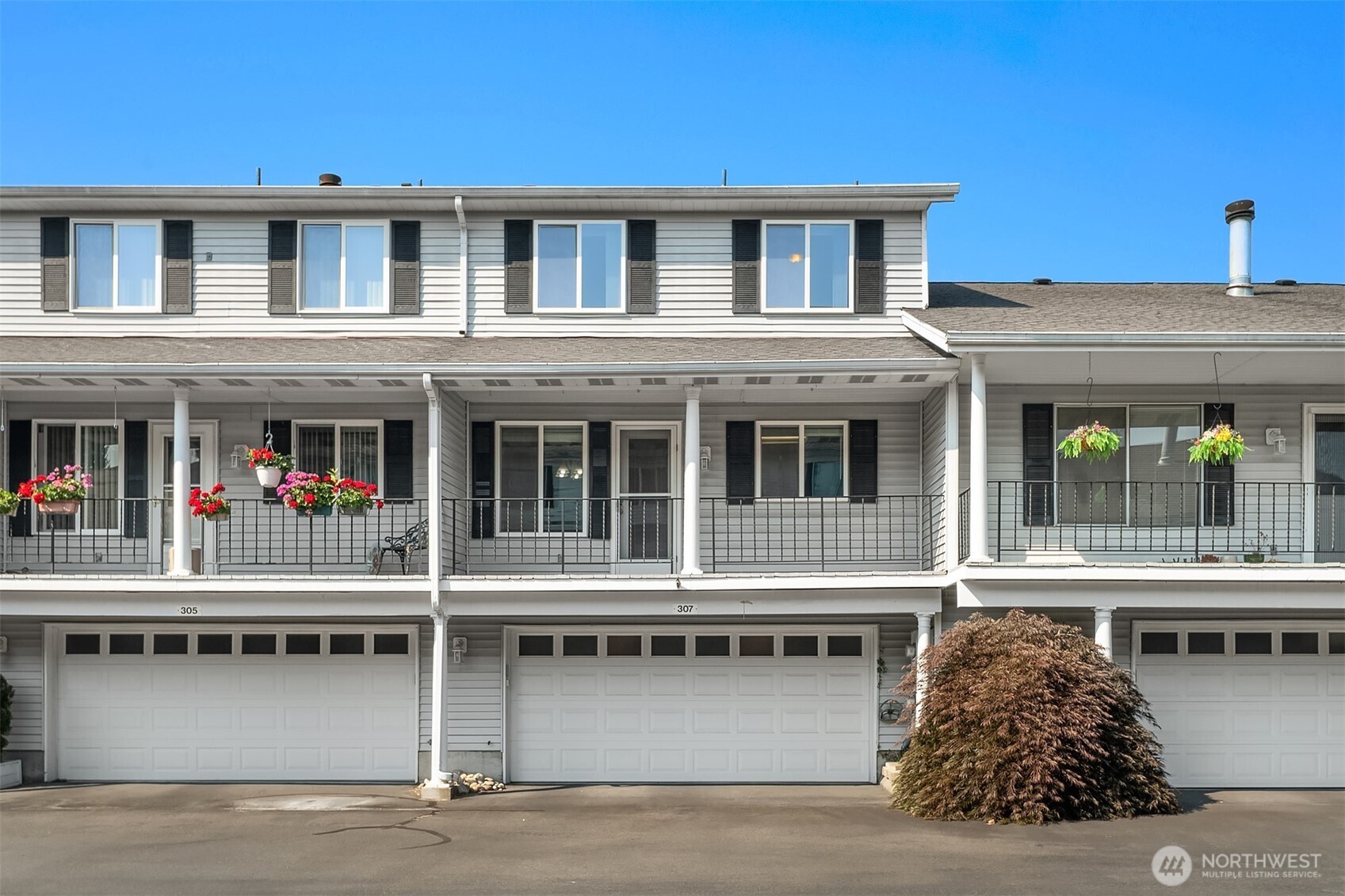 property viewer photo 24