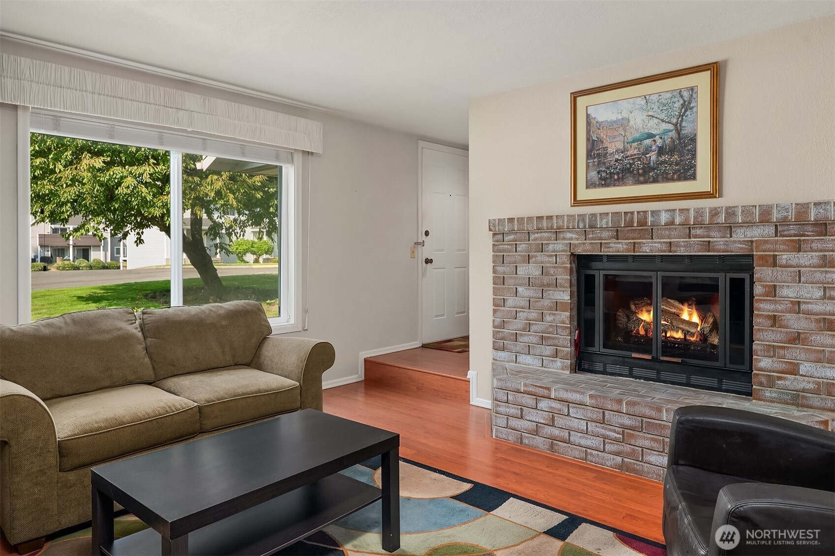 property viewer photo 3