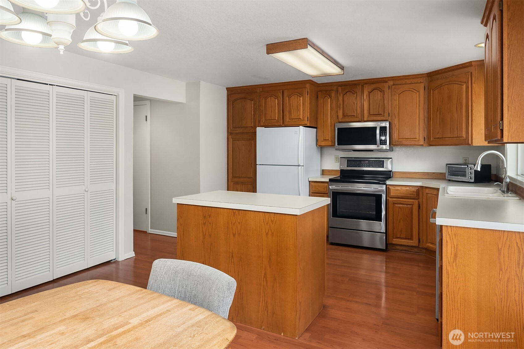 property viewer photo 7