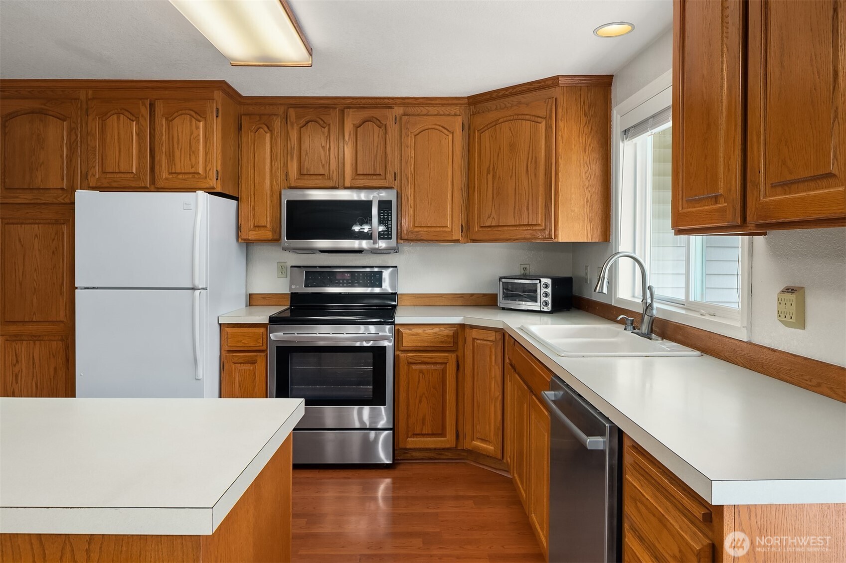 property viewer photo 8