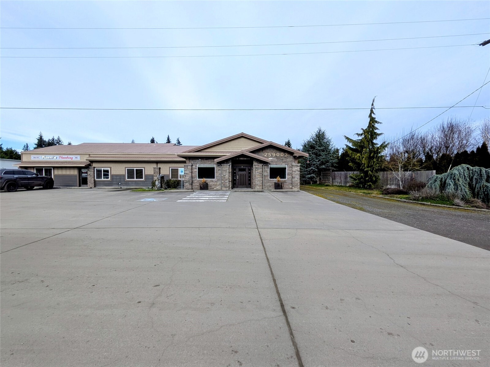main property photo 1
