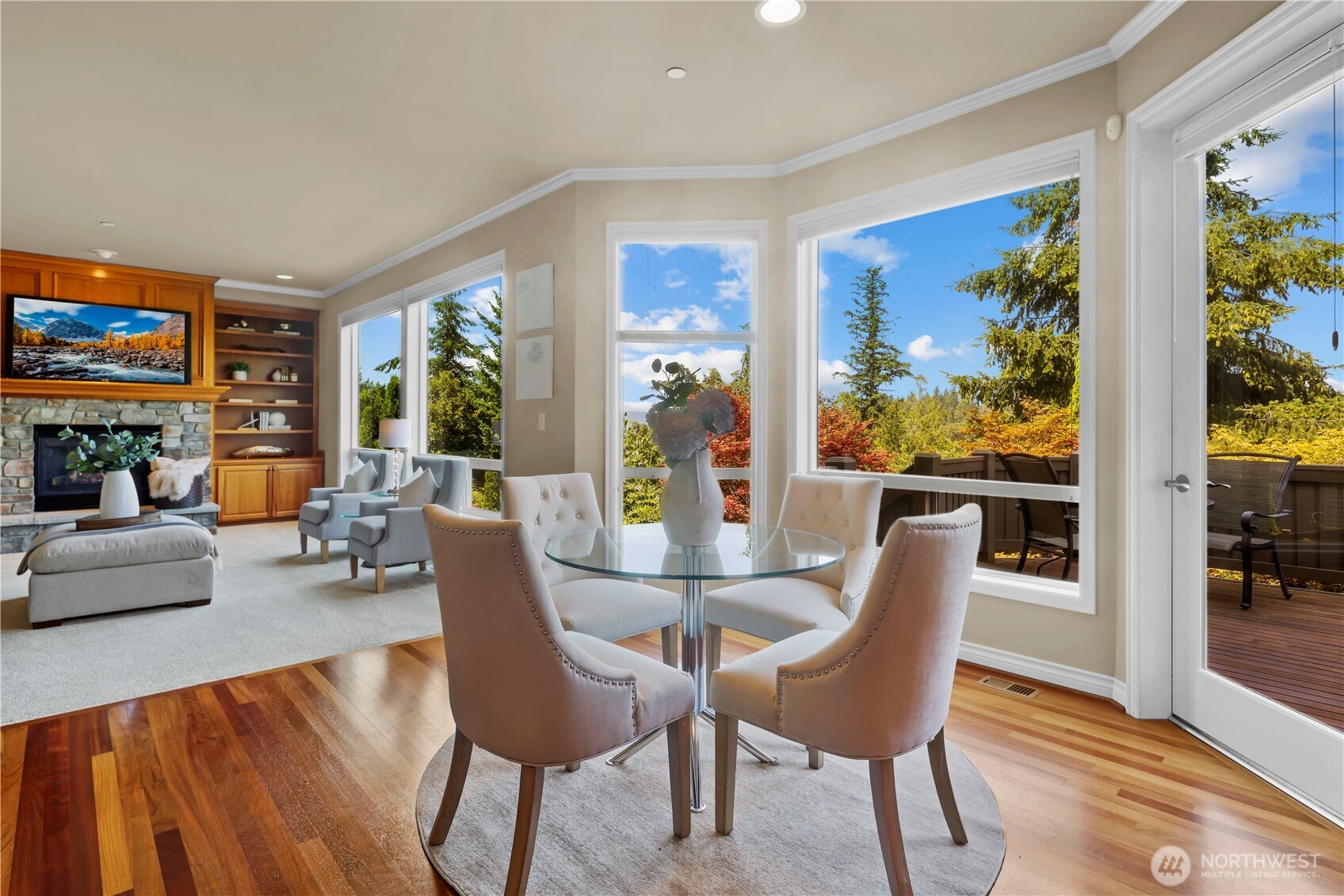 property viewer photo 10