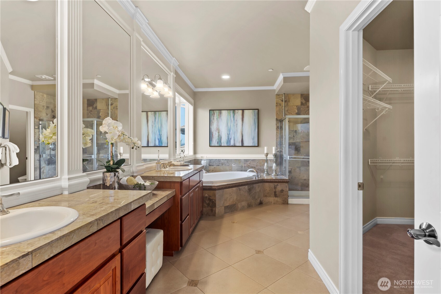 property viewer photo 19