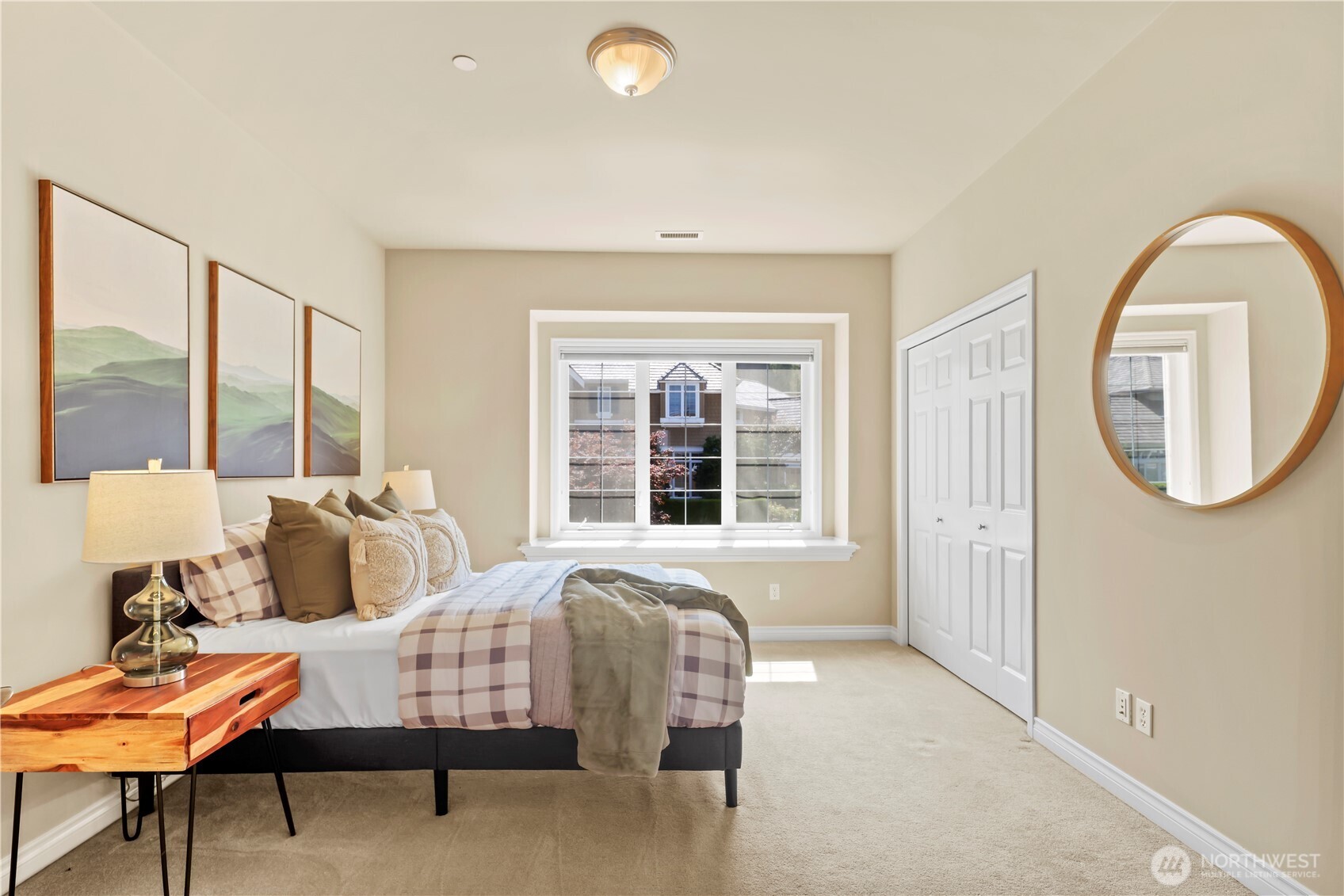 property viewer photo 22