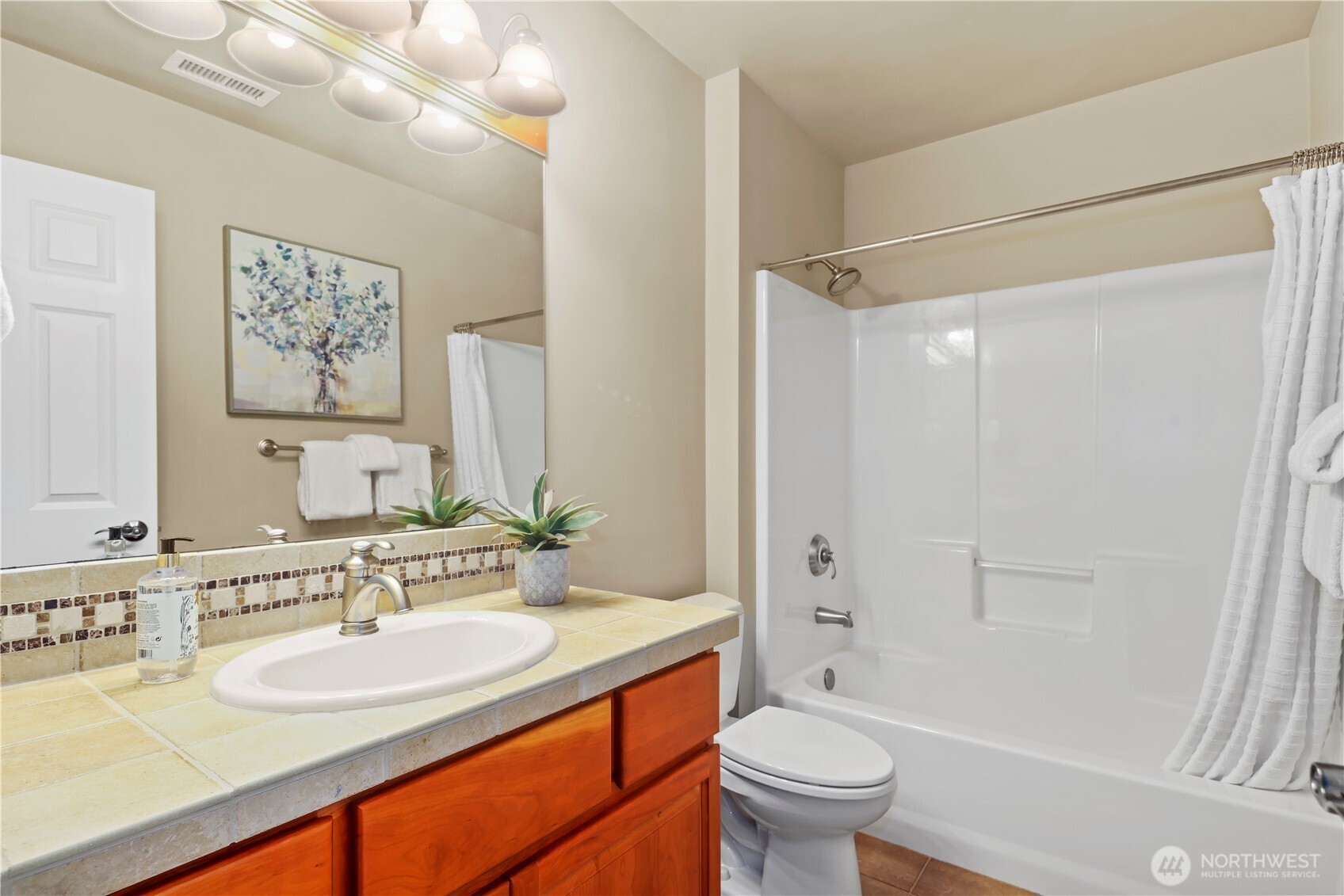 property viewer photo 32