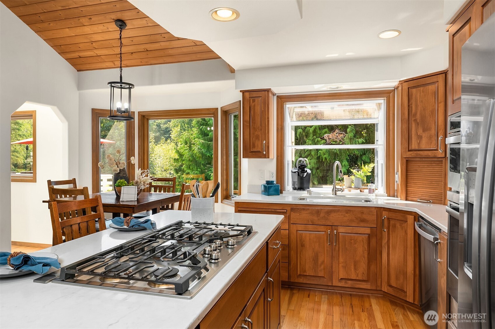 property viewer photo 12