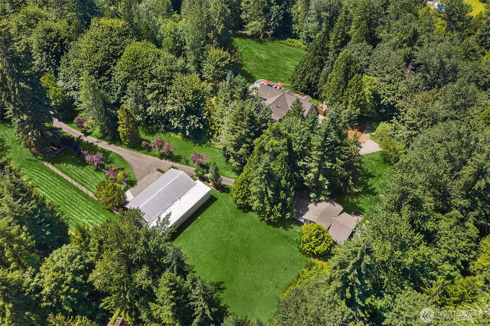 property viewer photo 2