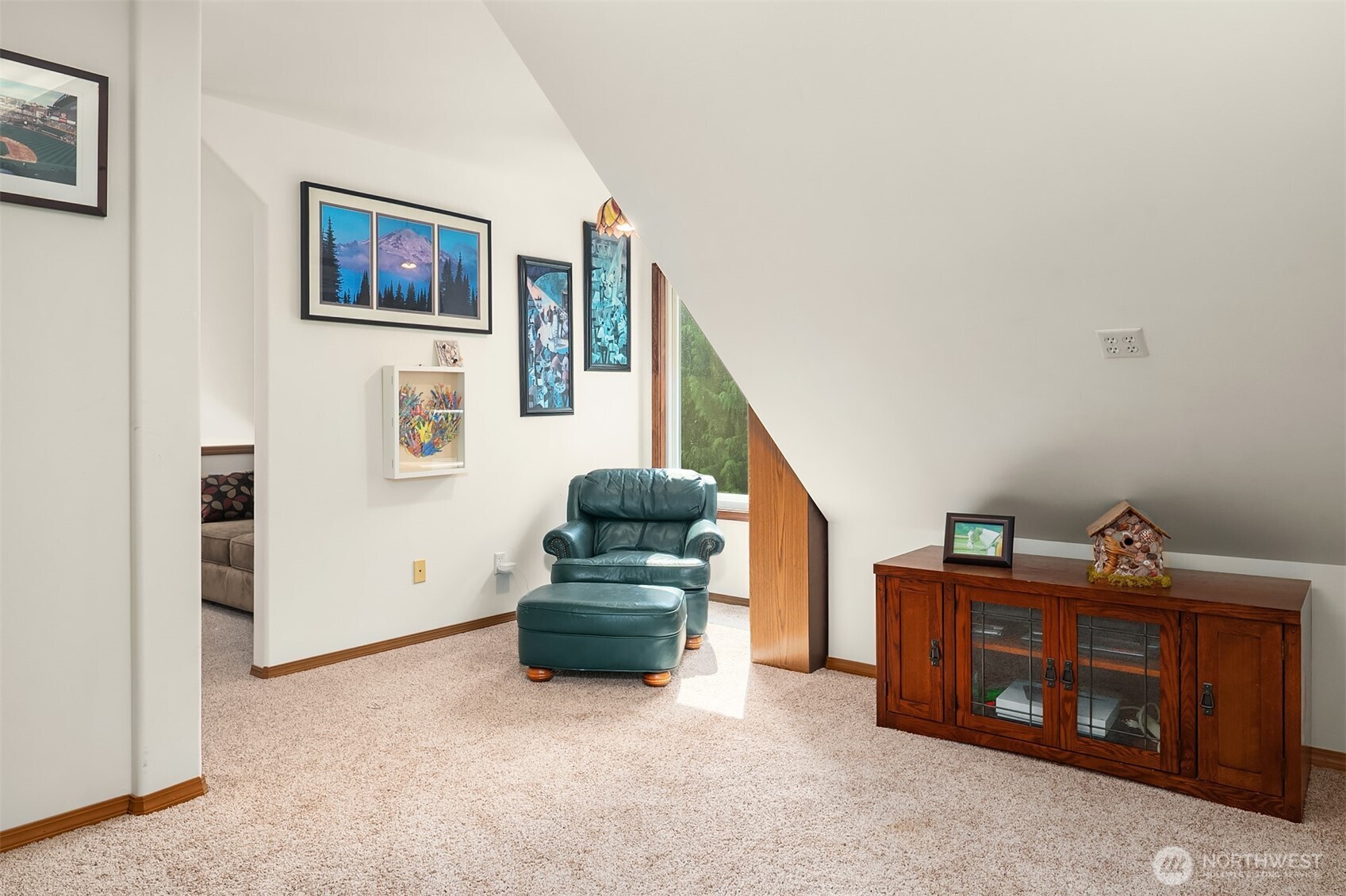 property viewer photo 20