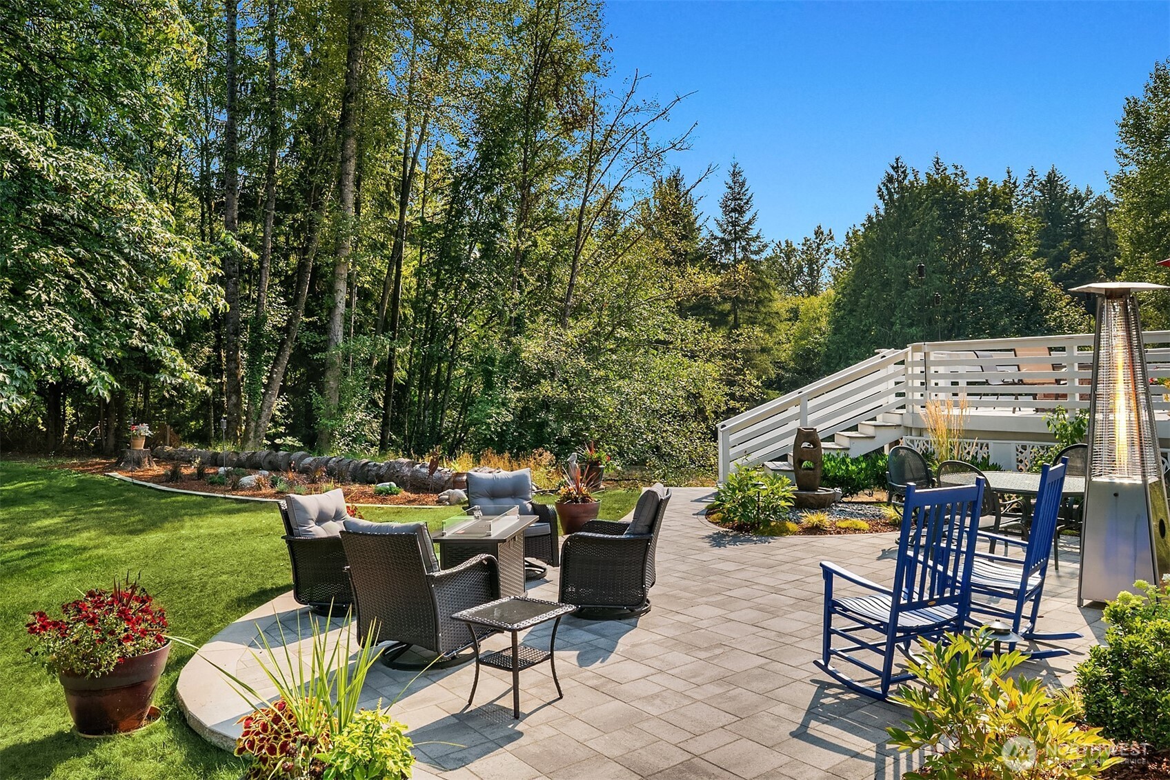 property viewer photo 26