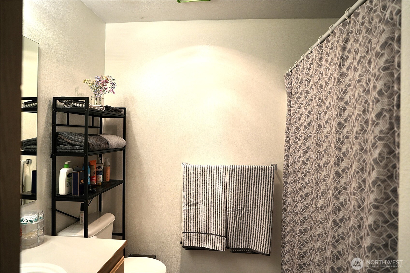 property viewer photo 15