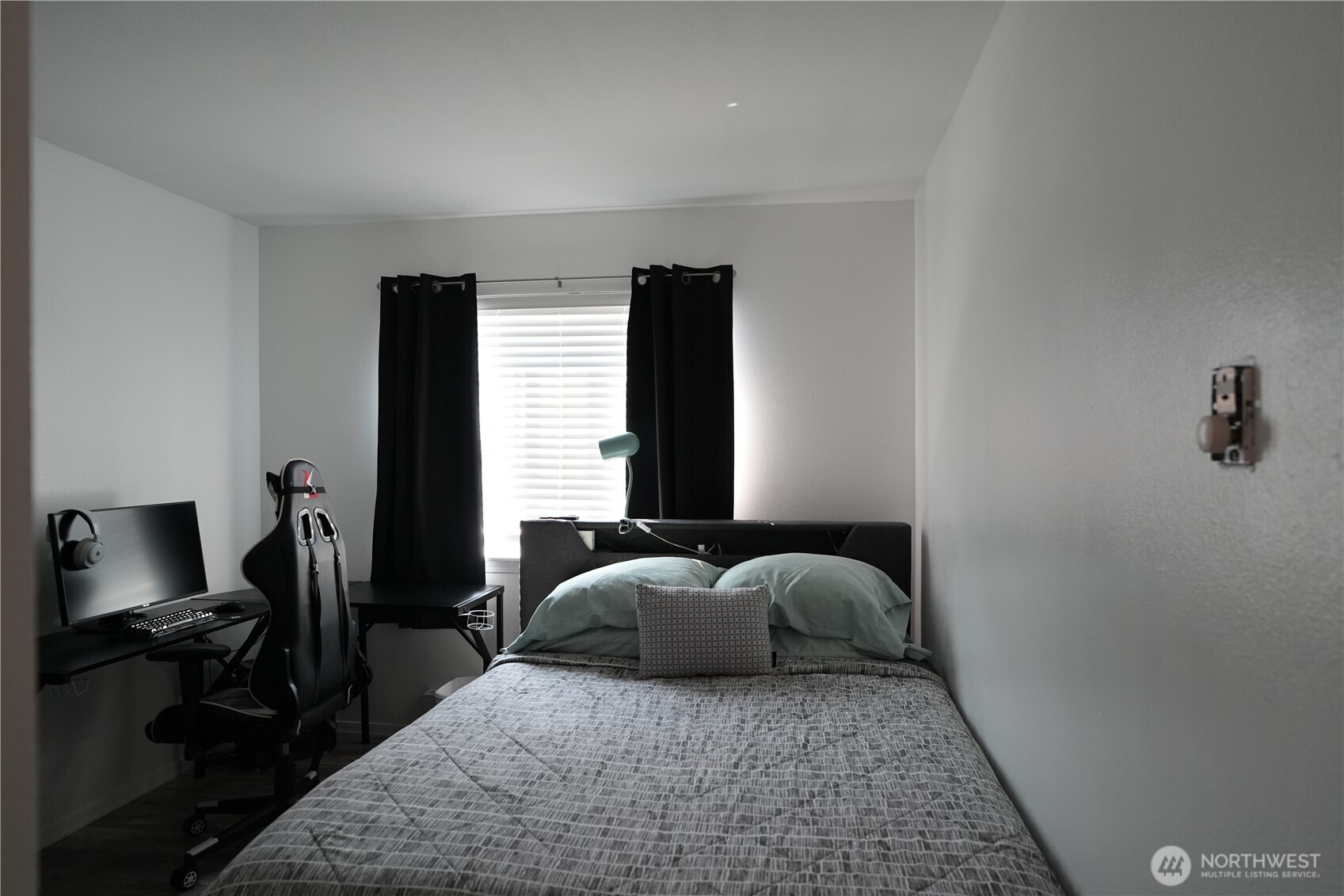 property viewer photo 21