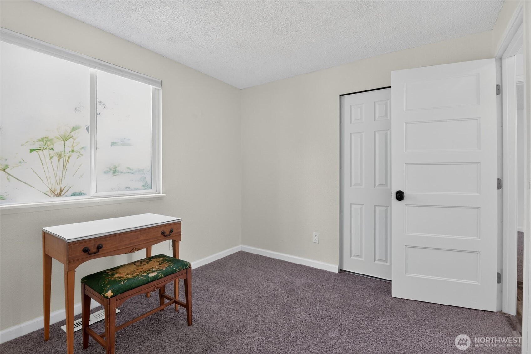 property viewer photo 14