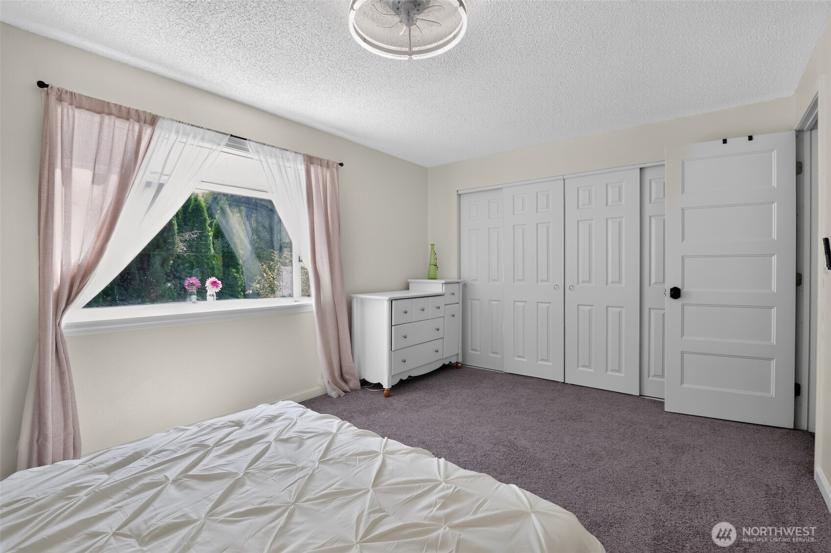 property viewer photo 17