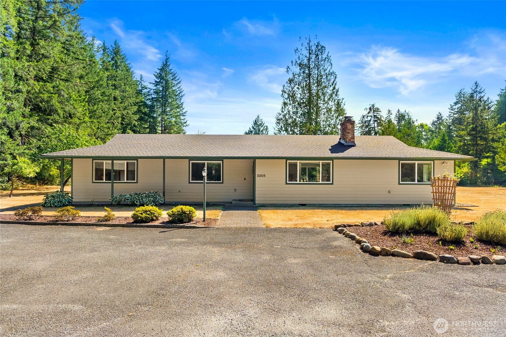 property viewer photo 2
