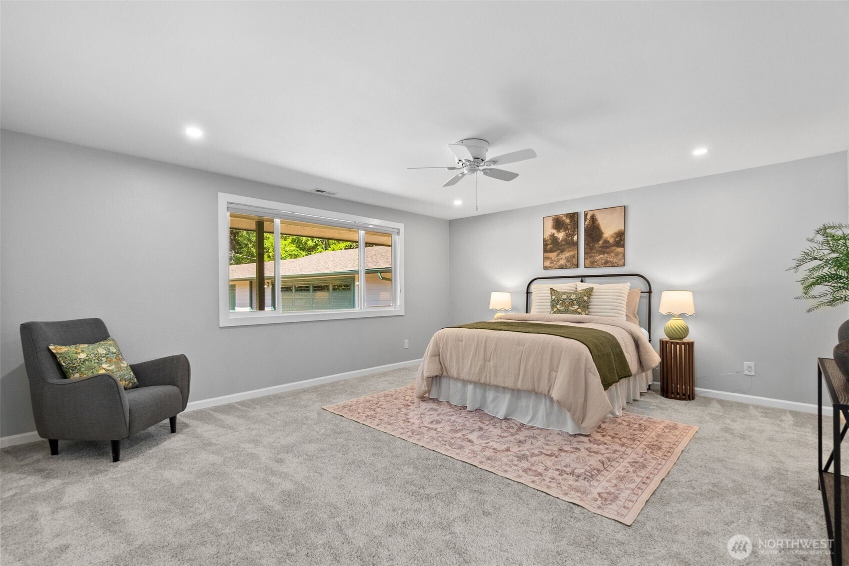 property viewer photo 24