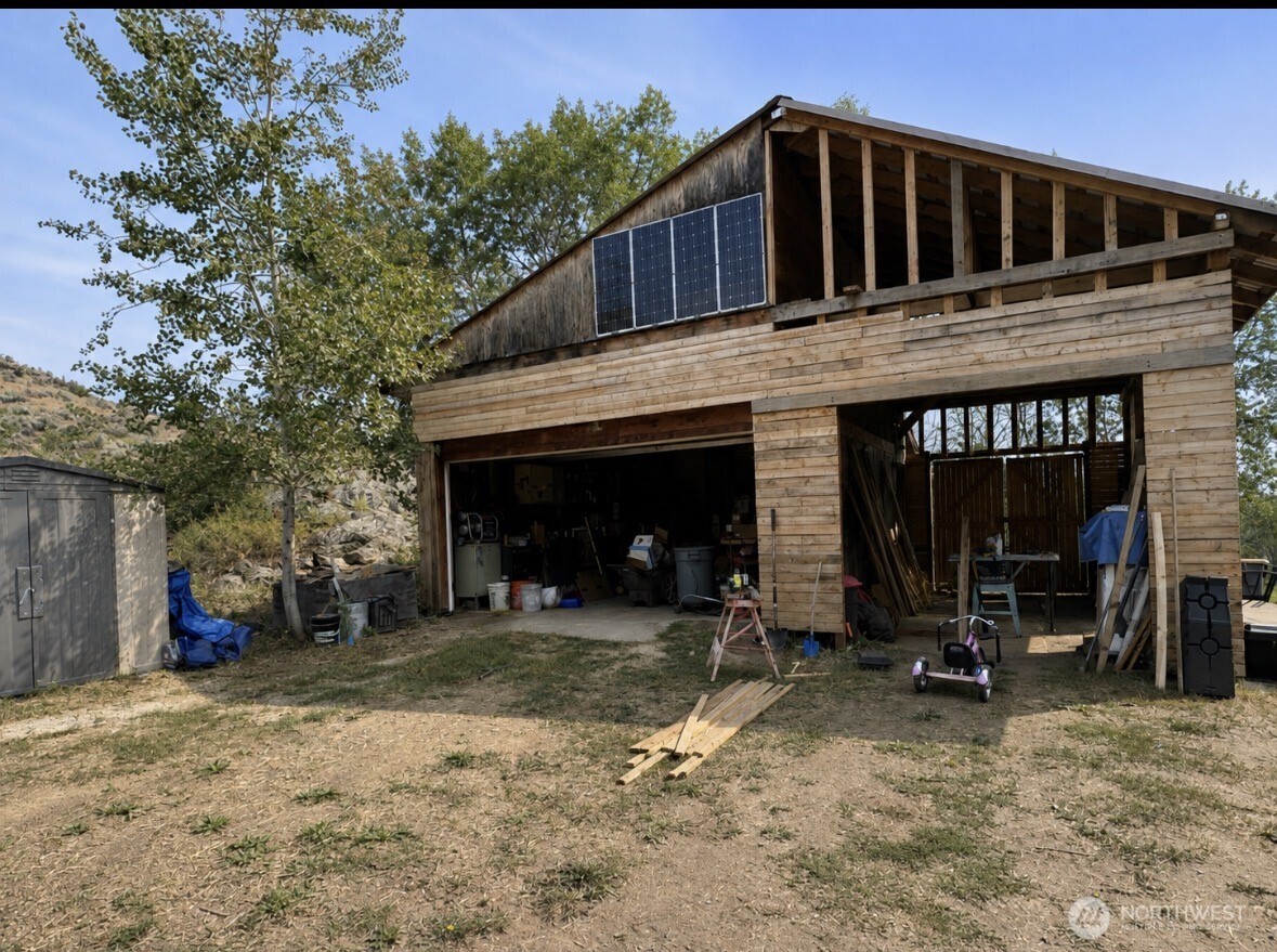 main property photo 20