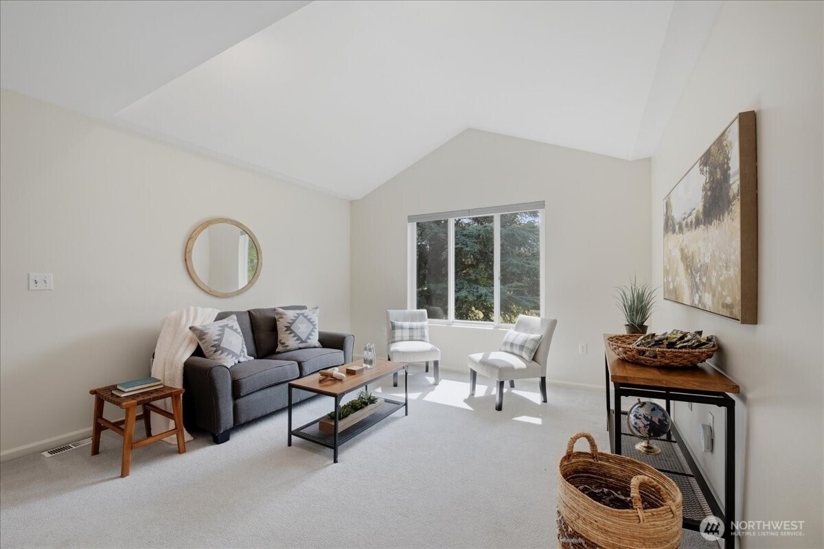 property viewer photo 10