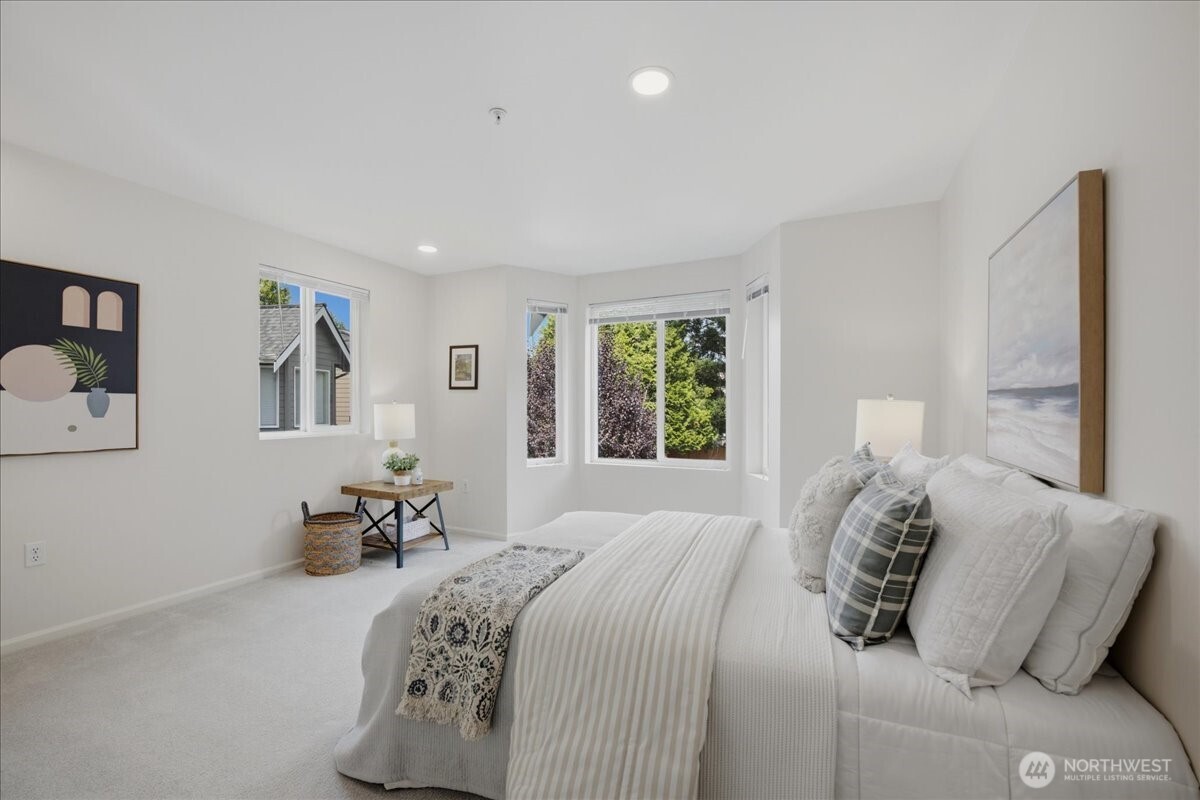 property viewer photo 15