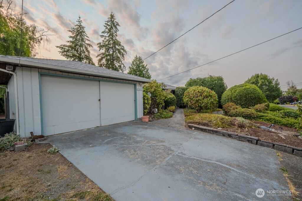 property viewer photo 1