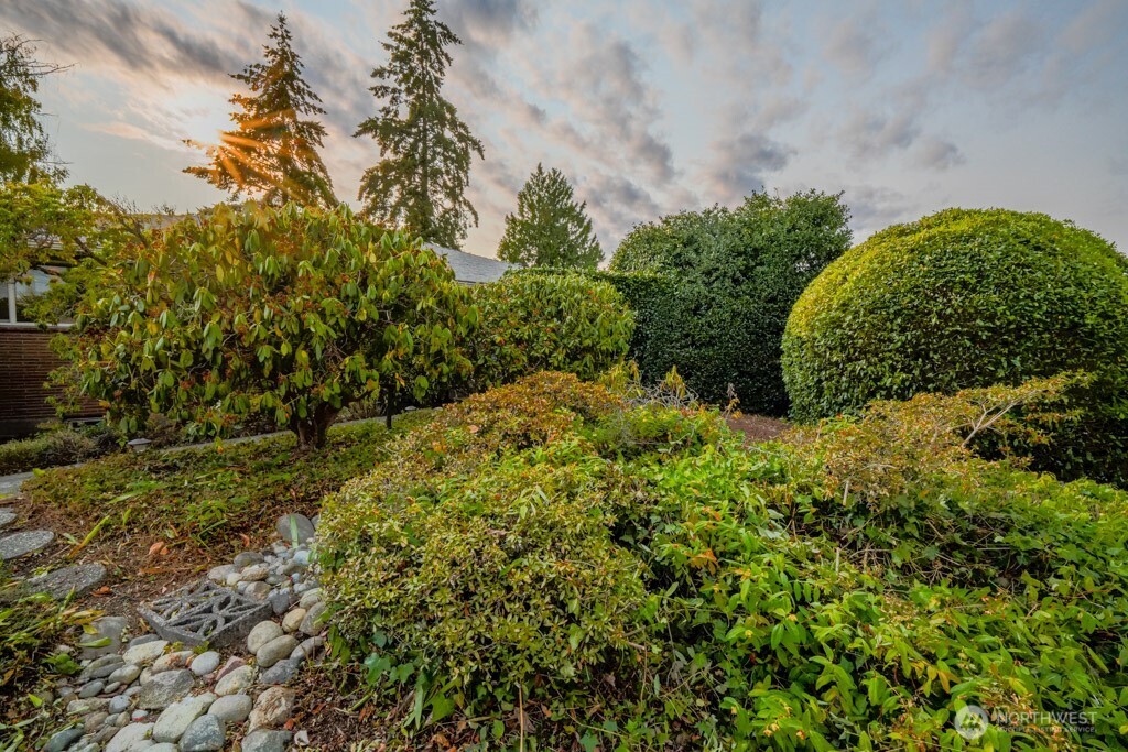 property viewer photo 36